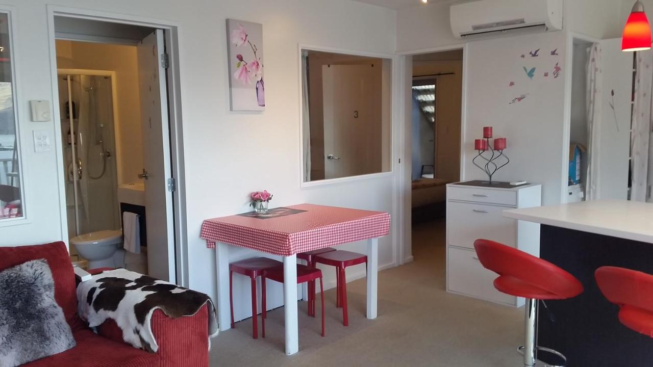Central Lakeview Apartment With Amazing Rooftop 镇上湖景三室套房 ควีนส์ทาวน์ ภายนอก รูปภาพ